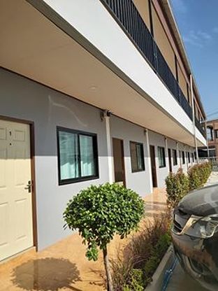 Condo — photo 1