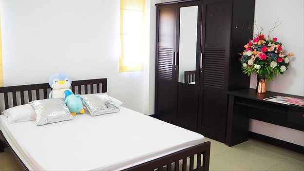 Condo — photo 2