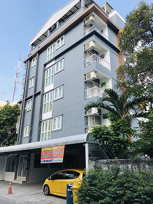 Condo · Bang Kapi, bangkok — photo 1