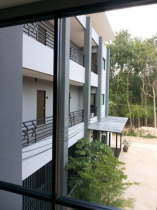 House 945 Apartment — photo 3