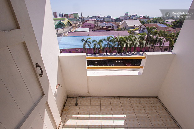 Condo — photo 3