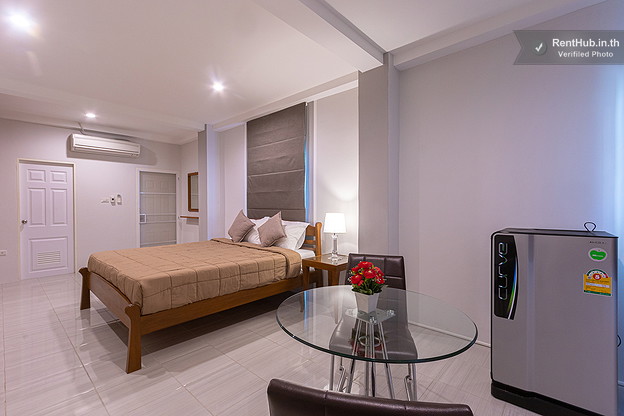 Condo — photo 2