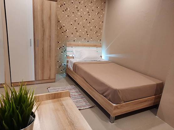 kim house — photo 2