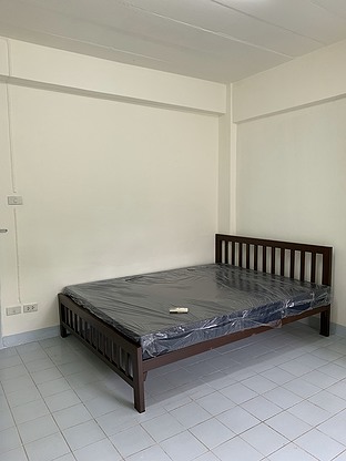 Condo · Wang Thonglang, bangkok — photo 3