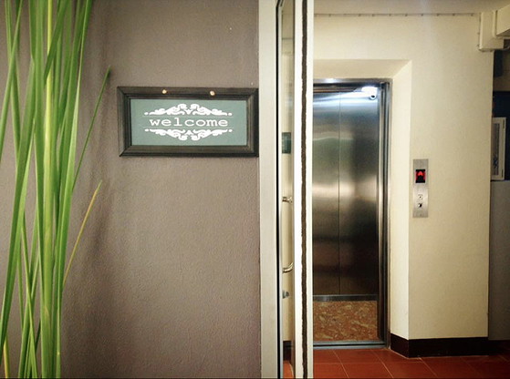 Condo — photo 2