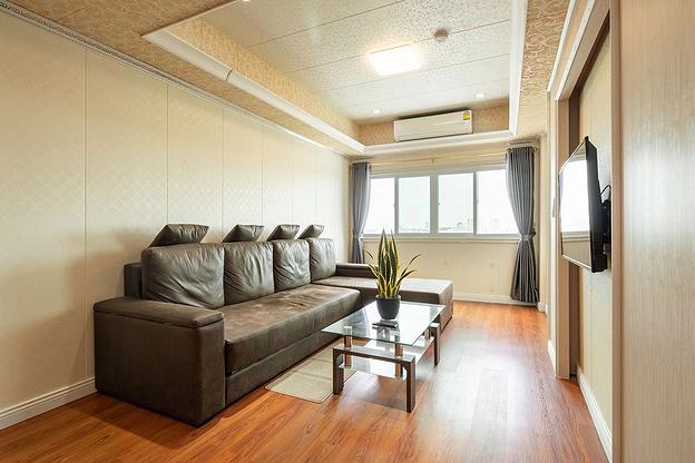 Condo · Phra Khanong, bangkok — photo 2