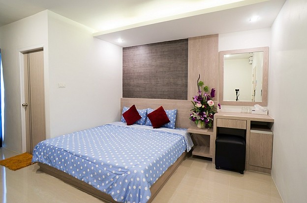 Condo · Wang Thonglang, bangkok — photo 3
