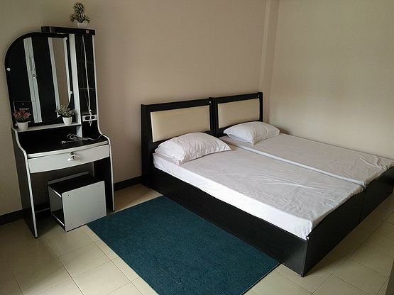 Condo — photo 1