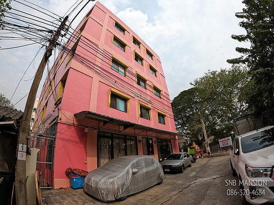 Condo · Wang Thonglang, bangkok — photo 2