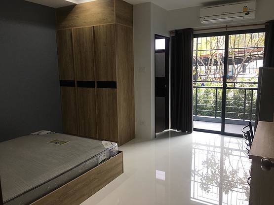 Condo — photo 5