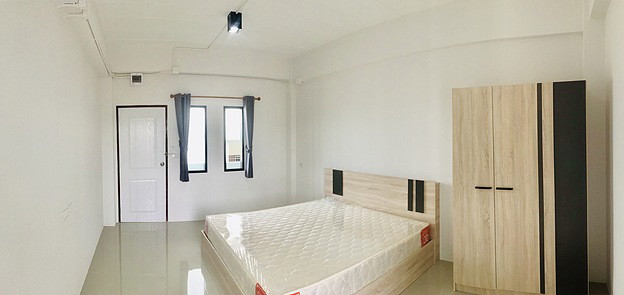 Condo — photo 2