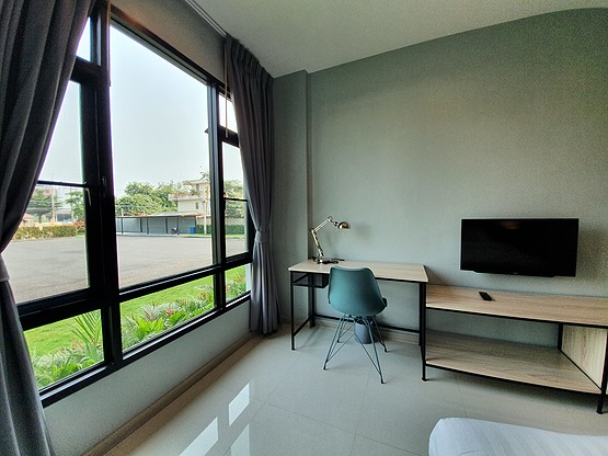 Condo — photo 1