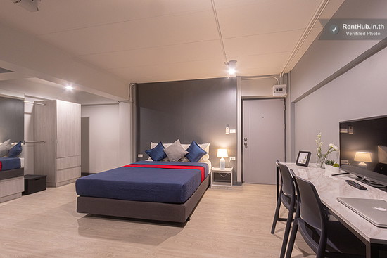 WHITE ROOM - Silom (100 meters  to BTS Chong Nonsi) - Apartment for Rent
