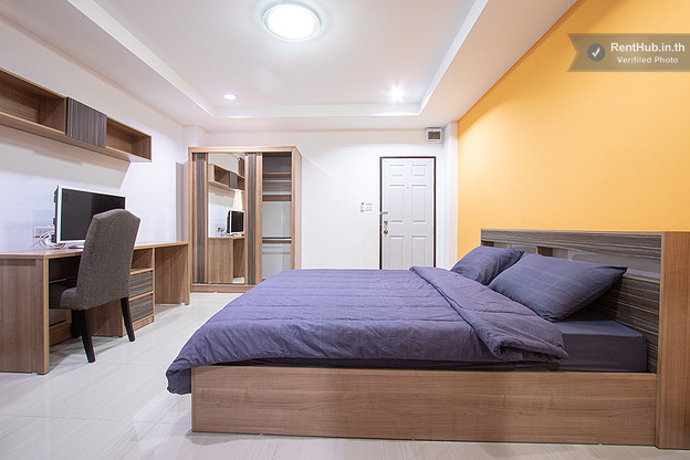 Condo · Wang Thonglang, bangkok — photo 1