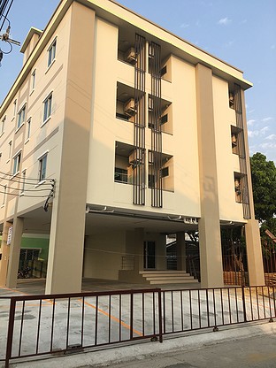 Condo · Bang Phli — photo 5
