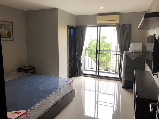 Condo · bangkok — photo 1