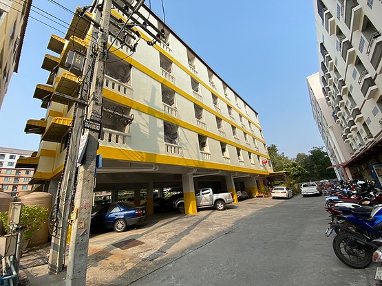 Condo · Mueang Chon Buri, chon_buri — photo 2