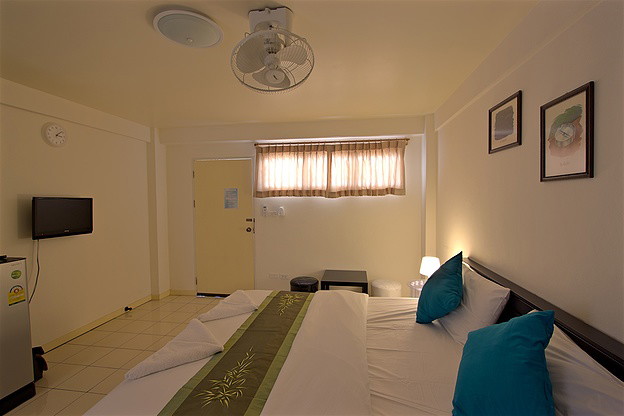 Condo · Mueang Chon Buri, chon_buri — photo 5