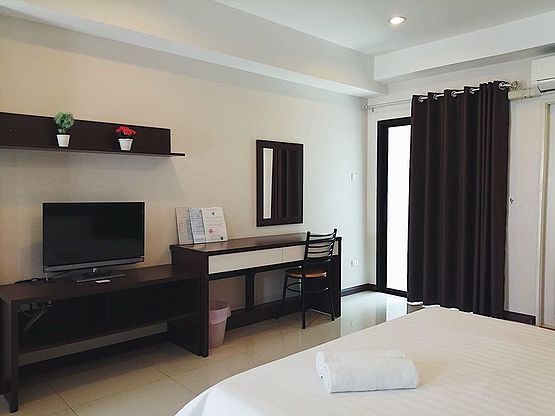 Condo — photo 5