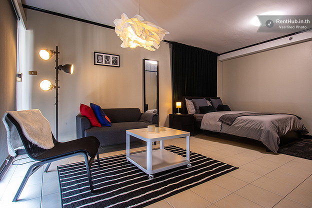 Condo · Wang Thonglang, bangkok — photo 1