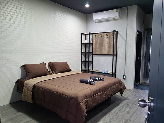 Condo — photo 2