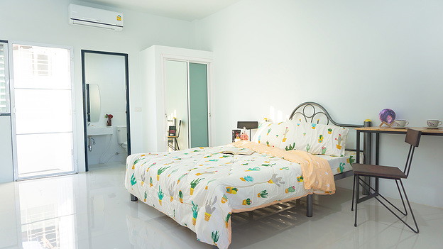 Condo — photo 2
