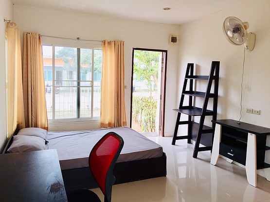 Condo — photo 3