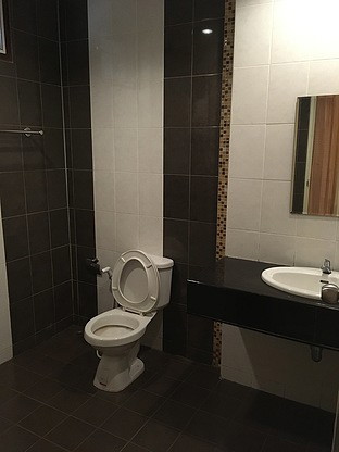 Condo — photo 2
