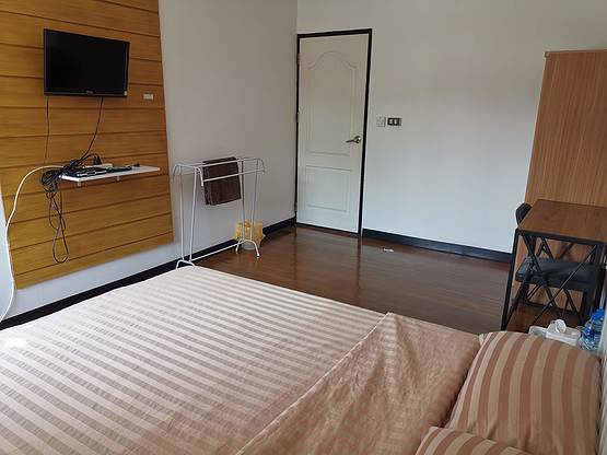 Condo — photo 2