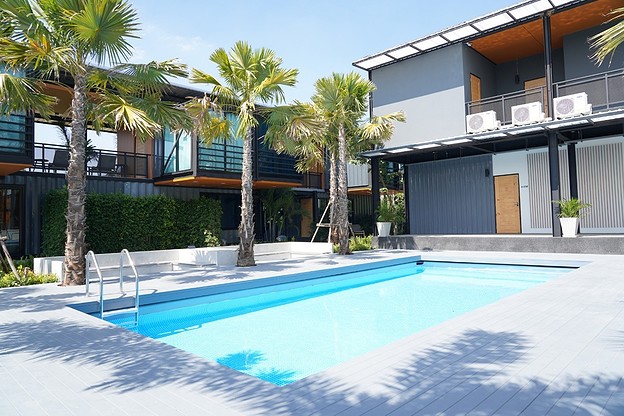 Condo — photo 3