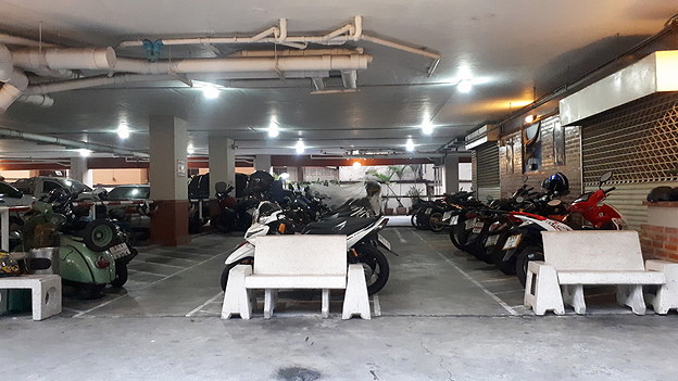 Condo · Wang Thonglang, bangkok — photo 5