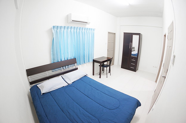 Condo · Mueang Chon Buri, chon_buri — photo 2