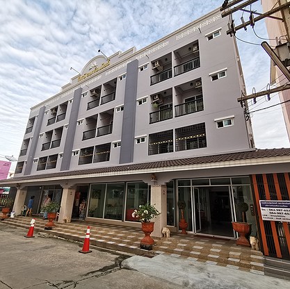 Condo — photo 5
