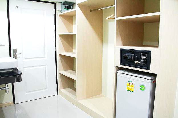 รูปภาพ LA PORTE BANGKOK HOTEL ลาพอร์เต้ กรุงเทพ | อพาร์ทเม้นท์ หอพัก ที่พัก ห้องพัก - รูปที่ 4/23