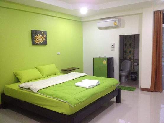Condo — photo 2