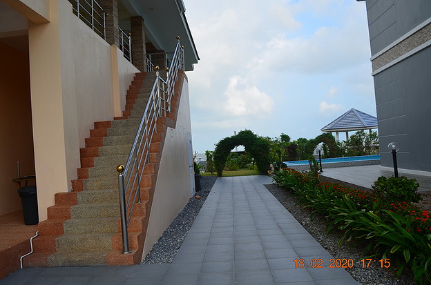 Condo — photo 3
