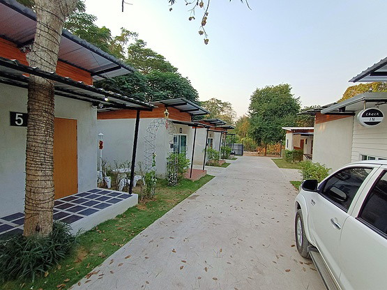Condo — photo 2