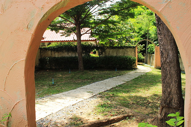 Condo — photo 1