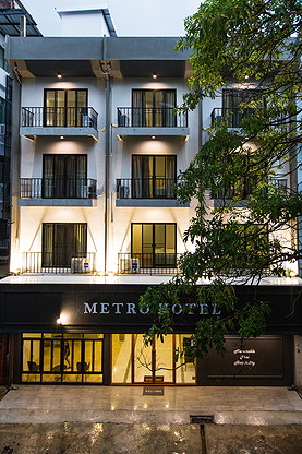 Condo · Bang Rak, bangkok — photo 1