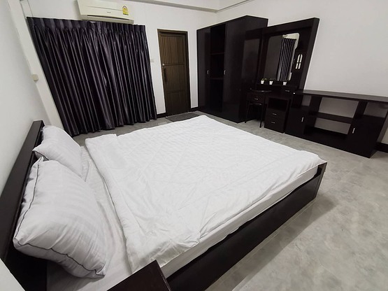 Condo · bangkok — photo 2