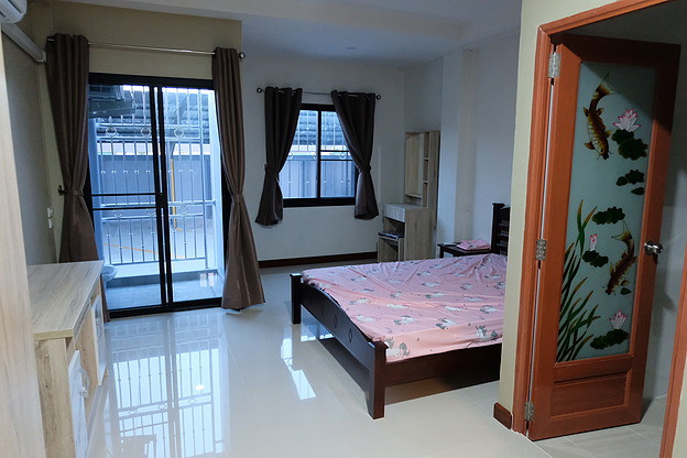 Condo · chon_buri — photo 5
