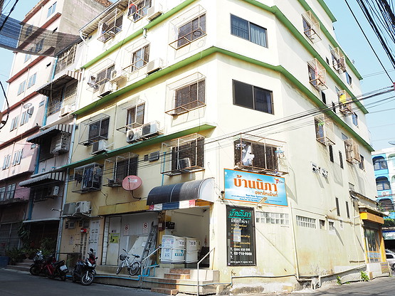 Condo · Watthana, bangkok — photo 1