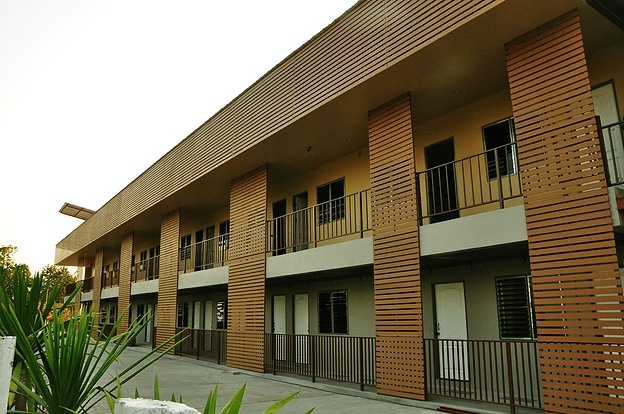 Condo — photo 3