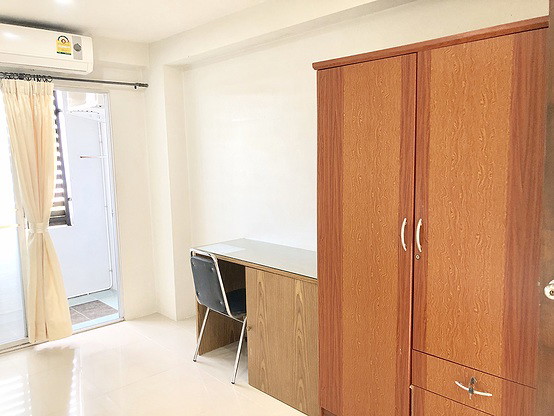 Condo — photo 3
