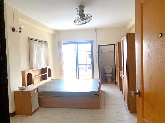 Condo — photo 3