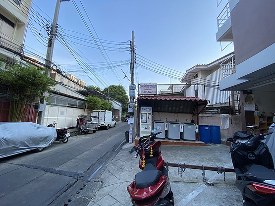 Condo · Huai Khwang, bangkok — photo 4
