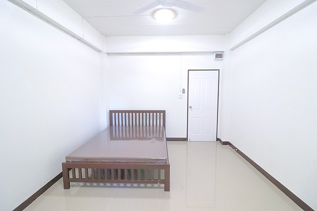 Condo — photo 3