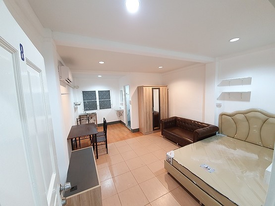 Condo · Phasi Charoen, bangkok — photo 2