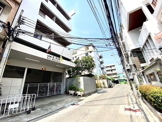Condo · Sathon, bangkok — photo 5