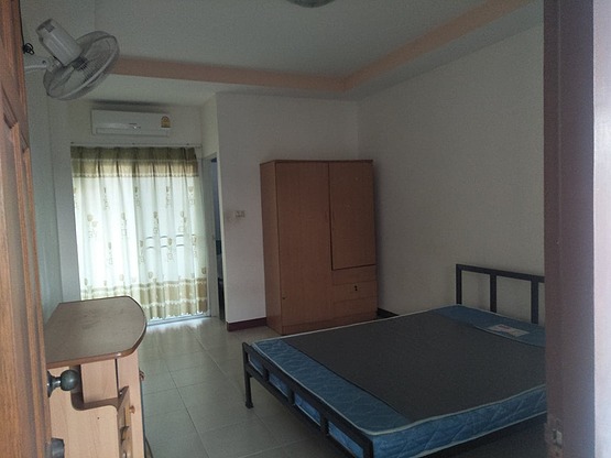 Condo — photo 1